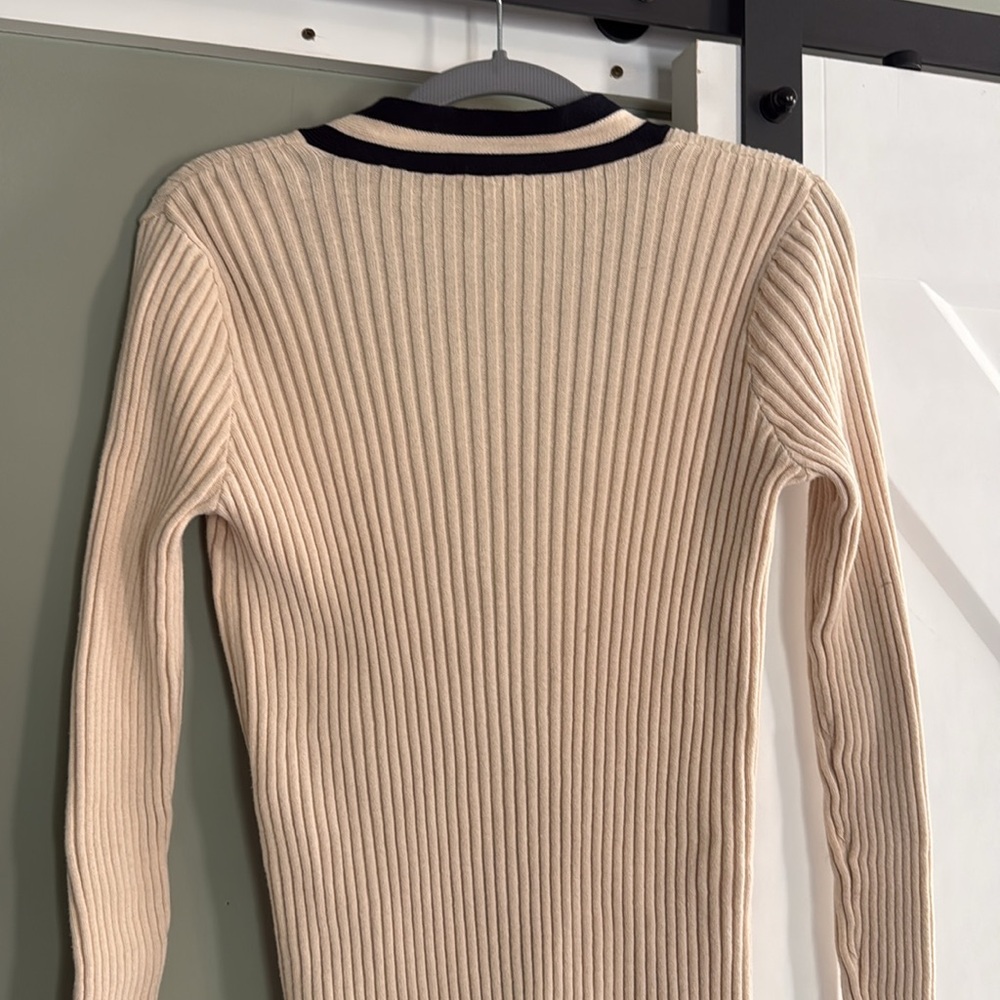 CAbi Radcliffe Sweater - Picture 8 of 11